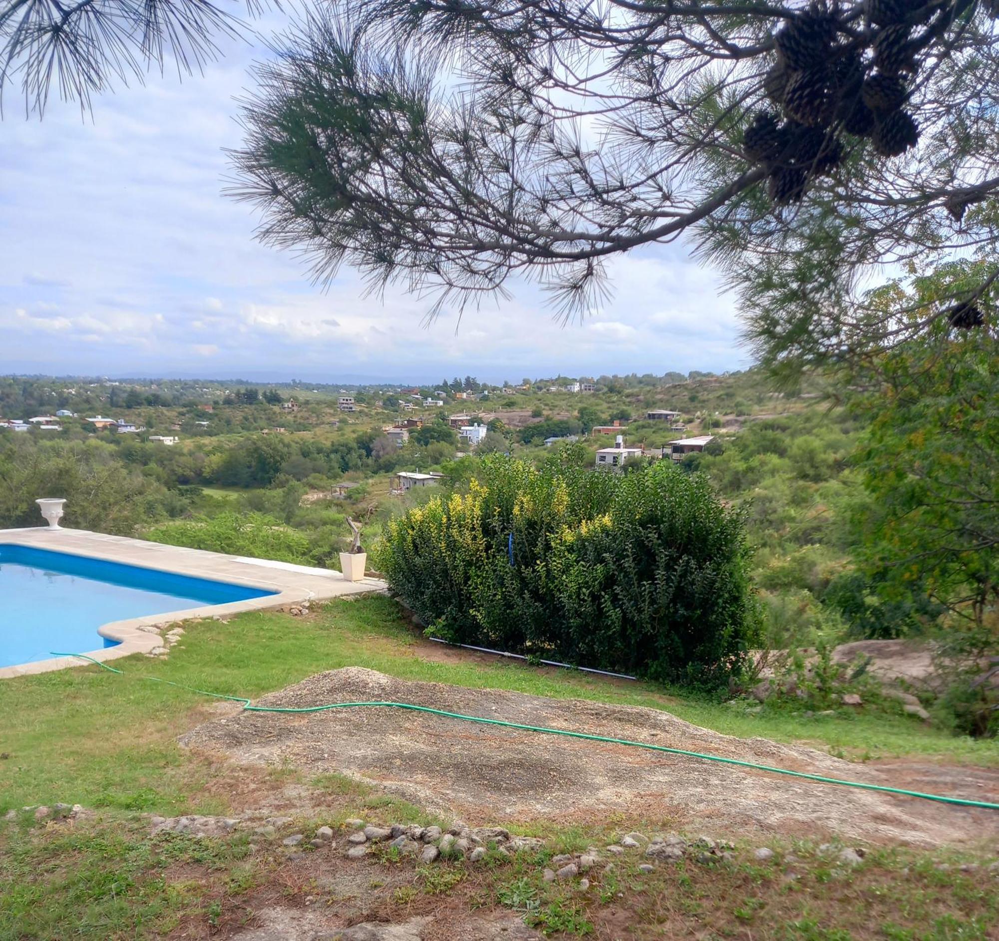 Habitación en casa particular Mirador Del - La Vista Villa Parque Síquiman